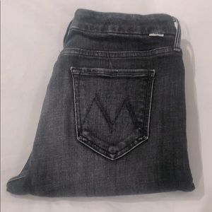 Mother “The Looker Ankle Fray” size 28
